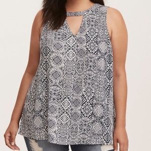TORRID IKAT PRINT KEYHOLE NECK TANK TOP 1X